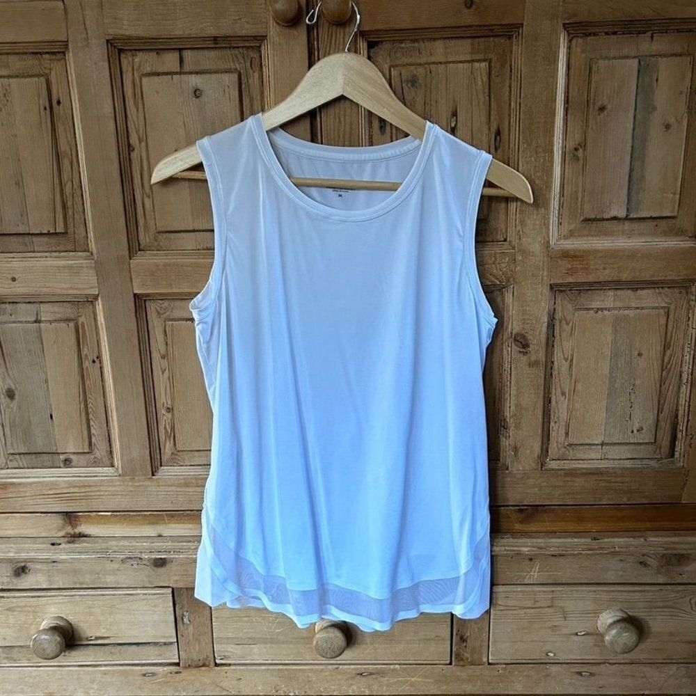 Athleta Medium White Cadence Mesh Tank Top‎ - Small Flaw
